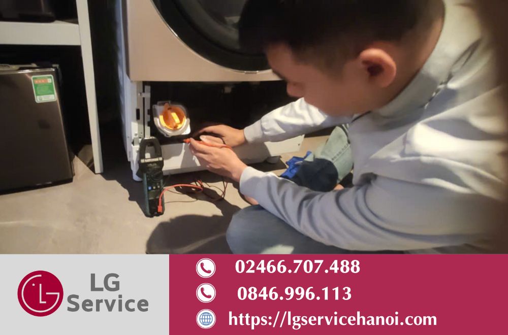 Dây nối từ công tắc cửa đến bo mạch bị đứt hoặc chập chờn