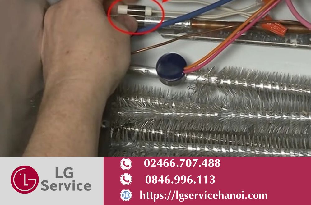 Tủ lạnh LG báo lỗi nháy đèn do cảm biến nhiệt độ bị lỗi