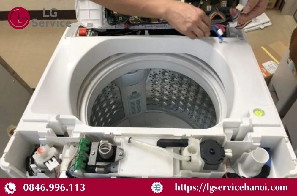 Đội ngũ kỹ thuật viên chuyên nghiệp, am hiểu máy giặt LG
